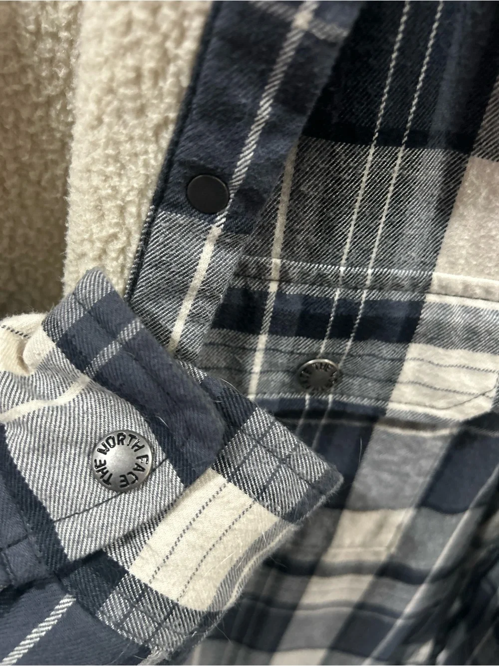 LN The North Face Campshire Navy & White Plaid Sherpa-Lined Button-Down Jacket